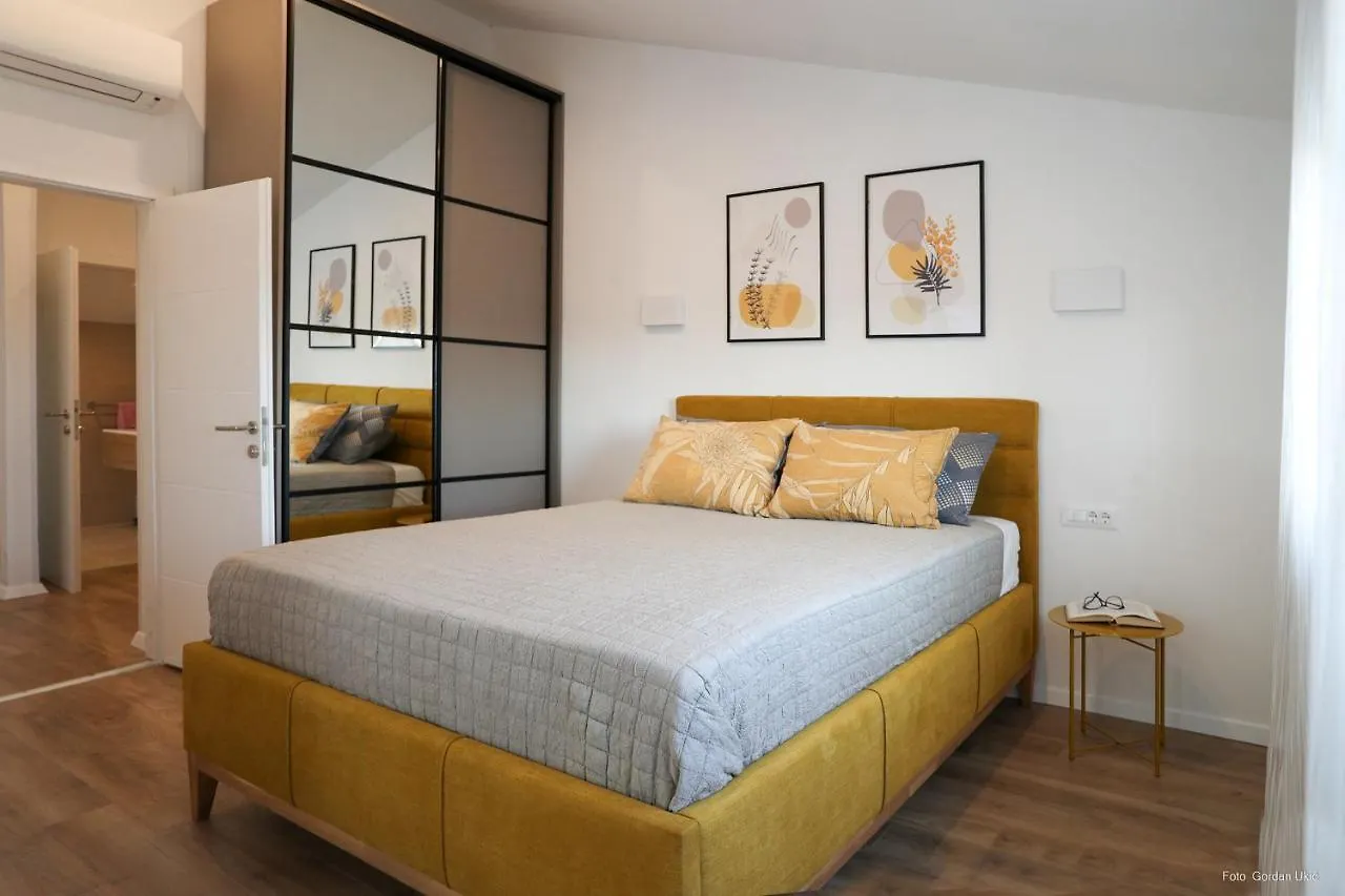 Blue Sky Apartment Rovinj 0*,  Croatia
