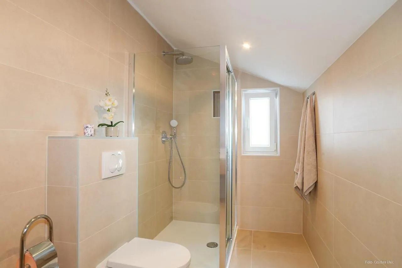 Blue Sky Apartment Rovinj 0*,